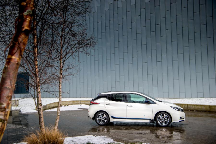  Nissan Leaf 2018 года  (UK) (фото 15 из 40)